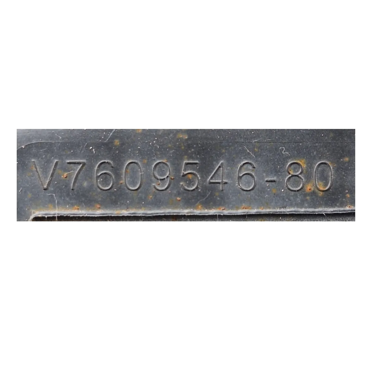 Citroen  DS3  1.6 VTI  09-16  kućište filtera zraka    V760954680