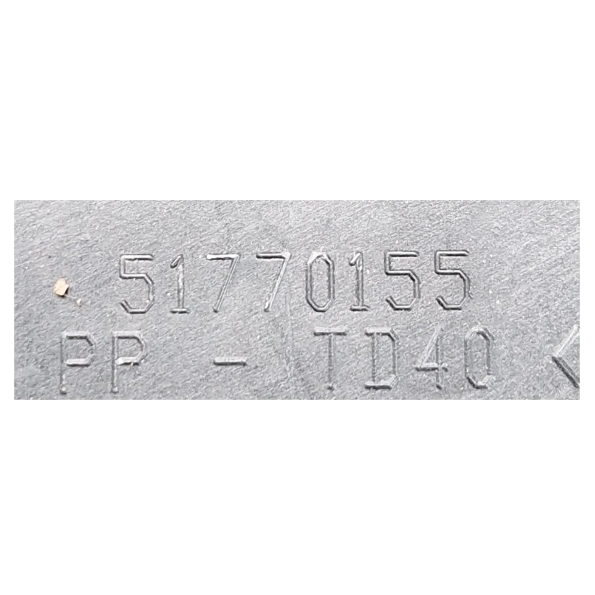 Alfa Romeo 159 1.9 JTD  04-11  kućište filtera zraka-rezonator    55193539  51770155