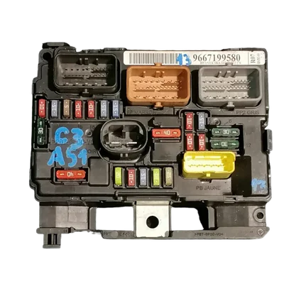 Citroen C3 A51 vanjska kutija osigurača