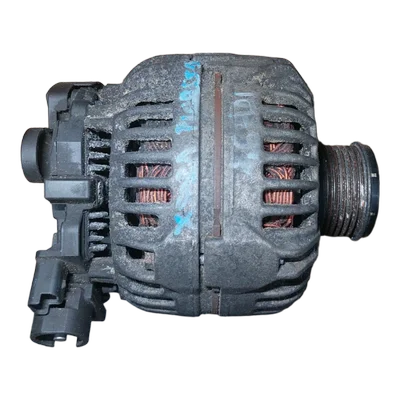 Citroen Xsara Picasso 1.6 HDI 99-11  alternator   9646321880