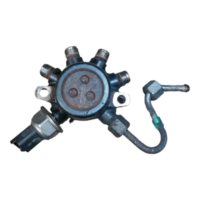 Renault Modus 04-12   1.5 DCI   rampa goriva  R9144Z070B   8200584034  8200334367