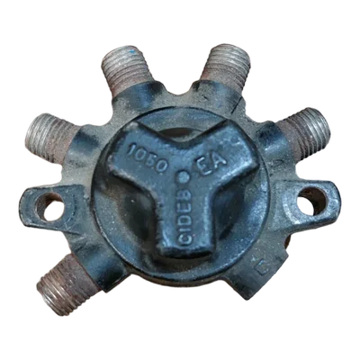 Renault Clio II 1.5 DCI  01-12   rampa goriva   R9144Z010   8200057345  8200057232