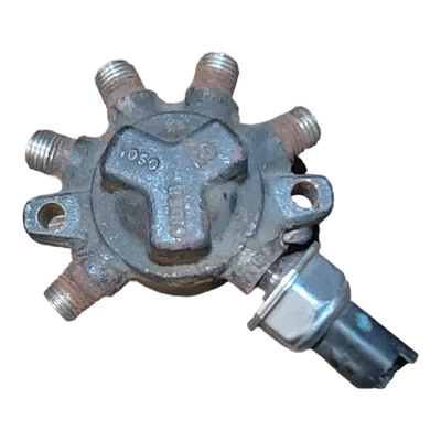 Renault Clio II 1.5 DCI  01-12   rampa goriva   R9144Z010   8200057345  8200057232