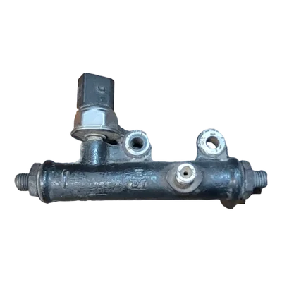 Citroen  C5 III X7  2.7  HDI   07-19  rampa goriva   A2C20001297 5WS40128