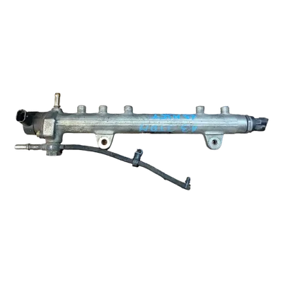 Fiat Punto II 1.3 M-jet  01-12  rampa  goriva  0445214044