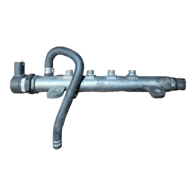 Alfa  Romeo 159 1.9 JTD 04-11  rampa goriva  0445214057