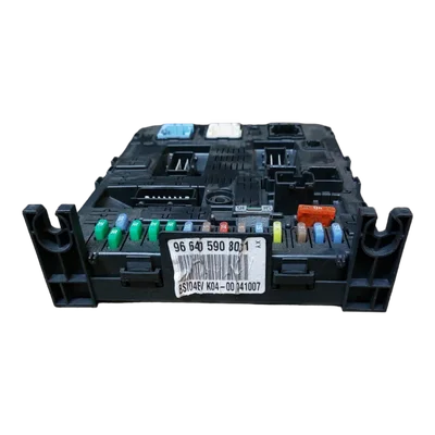 Citroen  C4 Grand Picasso  07-13   BSI  kutija osigurača   9664059080    4EV K04-00