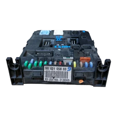 Citroen  C5 II   04-08  BSI  kutija osigurača   9660105880  2004 H04-01