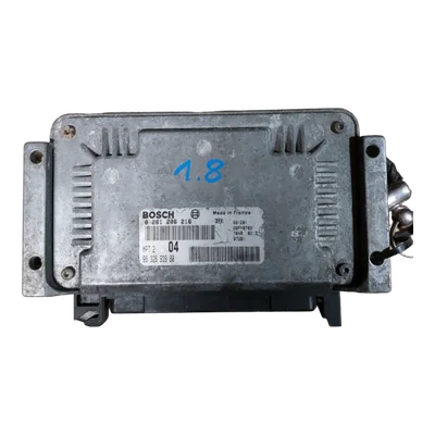 Citroen Xsara Picasso 1.8 16V  99-11  računalo-centrala motora  0261206216  9632693980