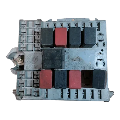 Alfa Romeo  147  1.9 JTD  01-10  vanjska kutija osigurača  46558760