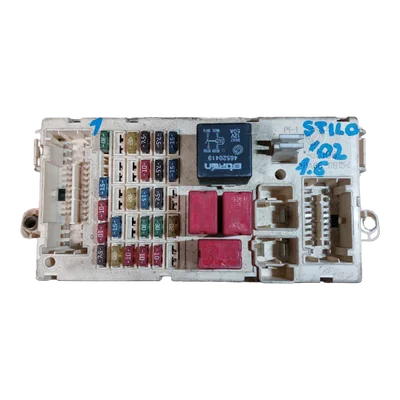 Fiat Stilo  1.6 16V   01-10    vanjska kutija osigurača   46797609   501208530100