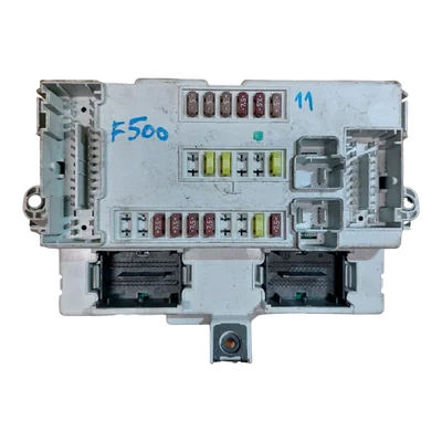 Fiat 500   07-    unutarnja  kutija osigurača   51940205   Y503441030105