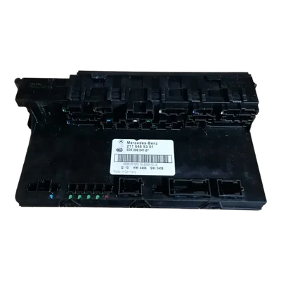 Mercedes-Benz   E-CLASS  W211  02-09 unutarnja kutija osigurača  2115455301