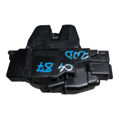 Citroen   C4  B7 10-18  brava gepeka   3-pina  9684648680