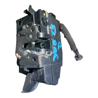 Peugeot 308  T9  13-21   brava vrata prednja desna  PD   7-pinova  9810309380