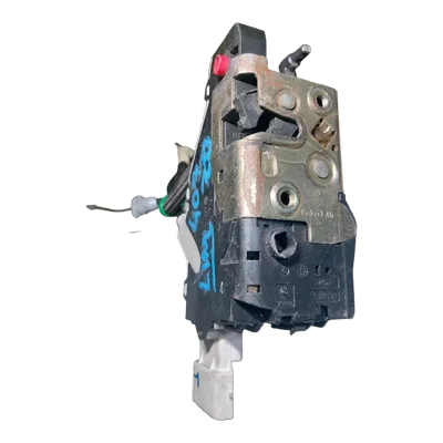 Peugeot 407  04-10  brava vrata zadnja desna    ZD   6-pinova    9138N8