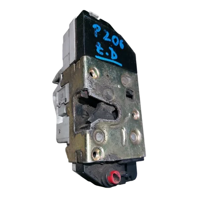 Peugeot 206  98-09  brava vrata zadnja desna   ZD   4-pina    9138 87