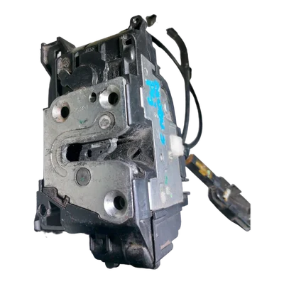 Renault Modus    04-12   brava vrata prednja lijeva  PL   4-pina  8200219246