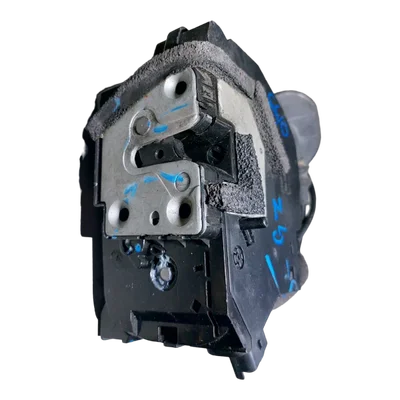 Renault Clio IV     12-20   brava vrata zadnja  lijevo    ZL   4-pina    825015591R