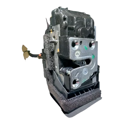 Nissan Qashqai   13-21   brava vrata zadnja lijeva   ZL  3-pina