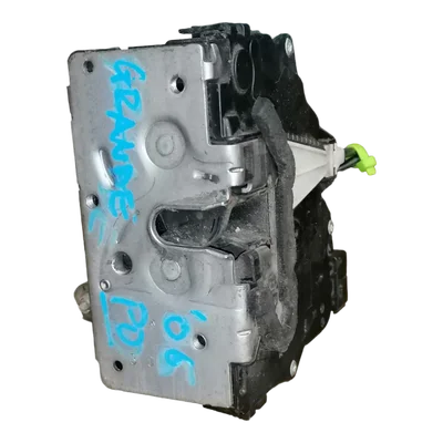 Fiat Punto Grande  05-15  brava vrata prednja desna    PD     6-pinova   51797558