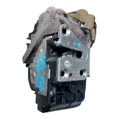 Renault Koleos I    06-15   brava  vrata  prednja desna  PD   3-pina   805029702R