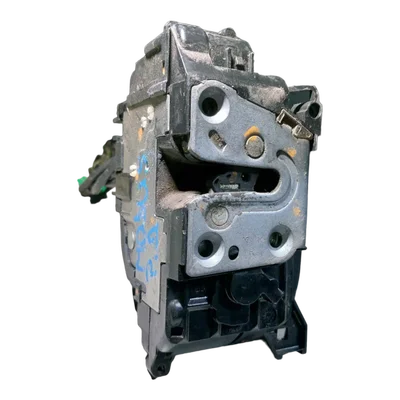 Renault Modus    04-12   brava vrata prednja desna  PD  4-pina   8200219247