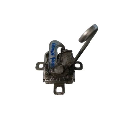 Fiat Punto Grande   05-15    brava prednje haube      51913761