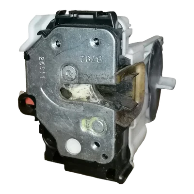 Fiat Doblo III  10- 22    brava vrata zadnja lijeva klizna     5-pinova    51810891