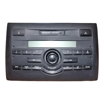 Fiat Stilo    01-10    kazetofon/radio     735374217