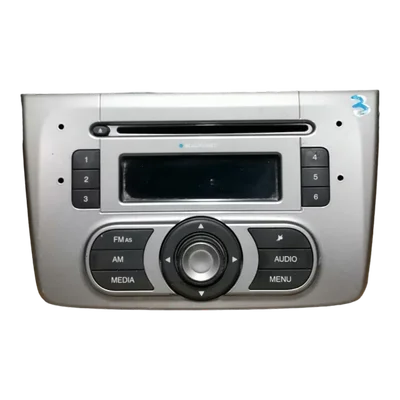 Alfa Romeo MiTo  08-18    CD/radio    1560873490   7648361316