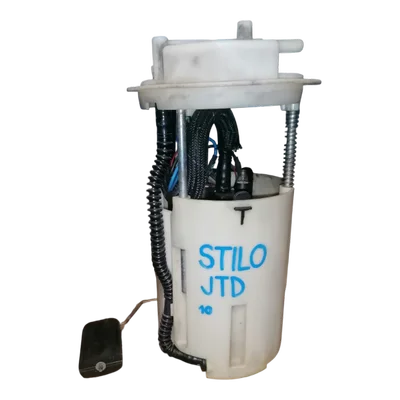 Fiat Stilo  1.9 JTD   01-10    plovak-pumpa    4-pina    0580303017   46807439