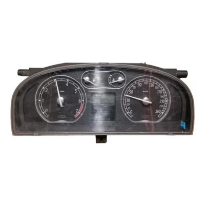 Renault Laguna II 00-07   kilometar sat/brzinomjer    8200291332