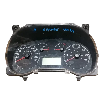 Fiat Punto Grande   05-15  kilometar sat/brzinomjer   51716454   503001100600