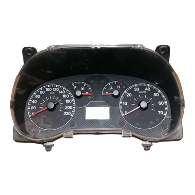 Fiat Punto Grande   05-15    kilometar sat/brzinomjer    51701537   503001100300