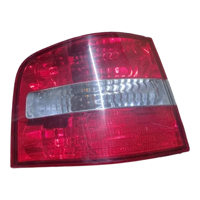 Fiat Stilo    karavan   03-08   lampa zadnja  lijeva   vanjska  28190102