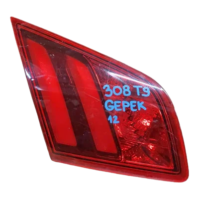 Peugeot 308  T9  13-17  lampa zadnja lijeva unutarnja  9677818380