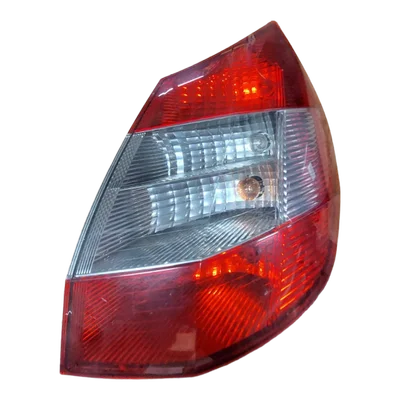Renault Scenic II 03-06 lampa zadnja desna 8200493375