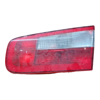 Renault Laguna II hatchback 01-05 lampa zadnja desna unutarnja 8200002476