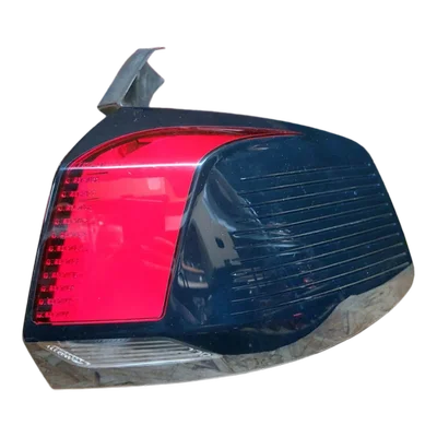 Peugeot 5008  P87   17-  20   lampa zadnja desna vanjska   9811028180
