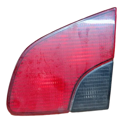 Peugeot  406  karavan  95-05  lampa zadnja desna unutarnja  6351H5