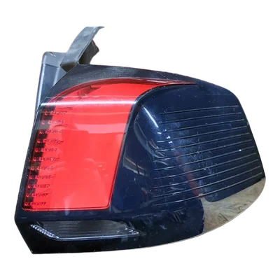 Peugeot 5008 P87 17- 20 lampa zadnja desna vanjska 9811028180