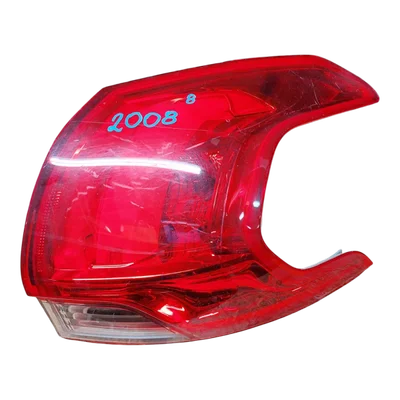Peugeot 2008 13-16 lampa zadnja desna vanjska  9678074380