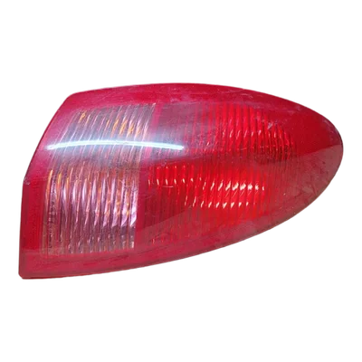 Alfa Romeo 147 01-10 lampa zadnja desna vanjska 46556347