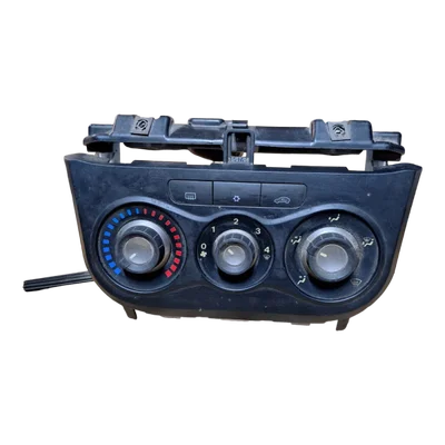 Fiat Punto Grande 05-15     komanda ventilacije     5G1140100