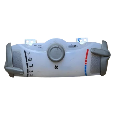 Toyota Aygo   05-14   komanda ventilacije    P6961000