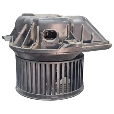 Renault  Trafic  II   01-15   ventilator kabine    7701050310