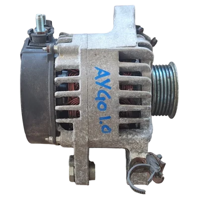 Toyota Aygo 1.0   05-14   alternator    1022118731