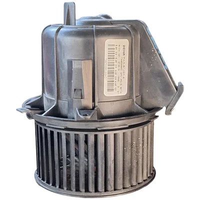 Citroen C4 Cactus   14-18   ventilator kabine    T4054001