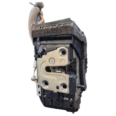 Nissan Qashqai  13-21  brava vrata zadnja lijeva   ZL   3-pina    825014EA2A